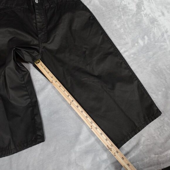 Vintage Levis Lot 53 Softshell Shorts Mens 30x18 Long Fit Skater Rave Style Y2K - Picture 10 of 12